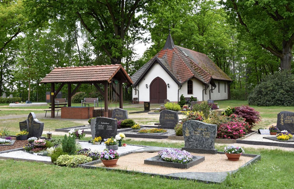Friedhof Groß düben 2025