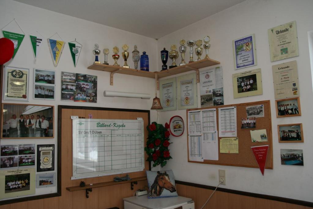 die Billard-Pokal-Ecke Kegel-Billard