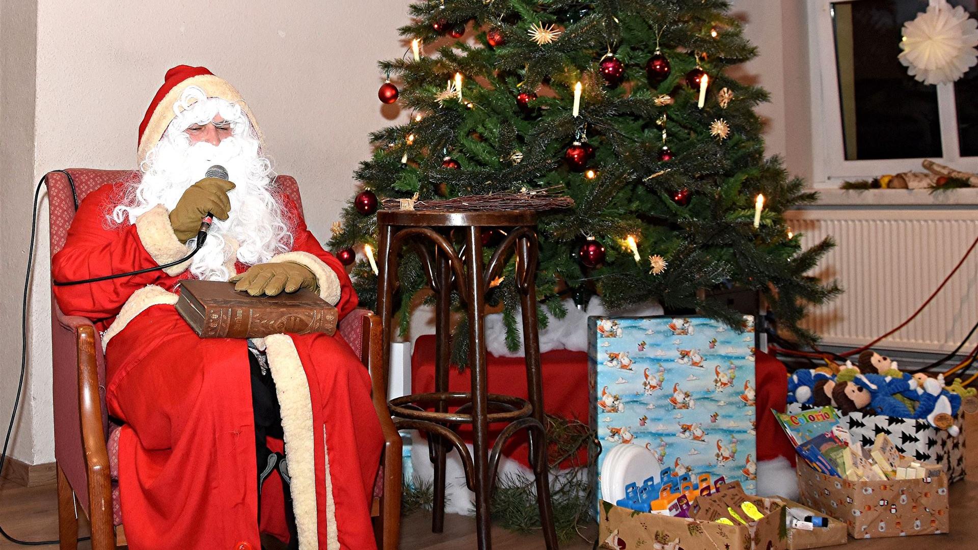 Adventsfest mit Weihnachtsfeuerwehr am 13.12.2025 - Teil 1