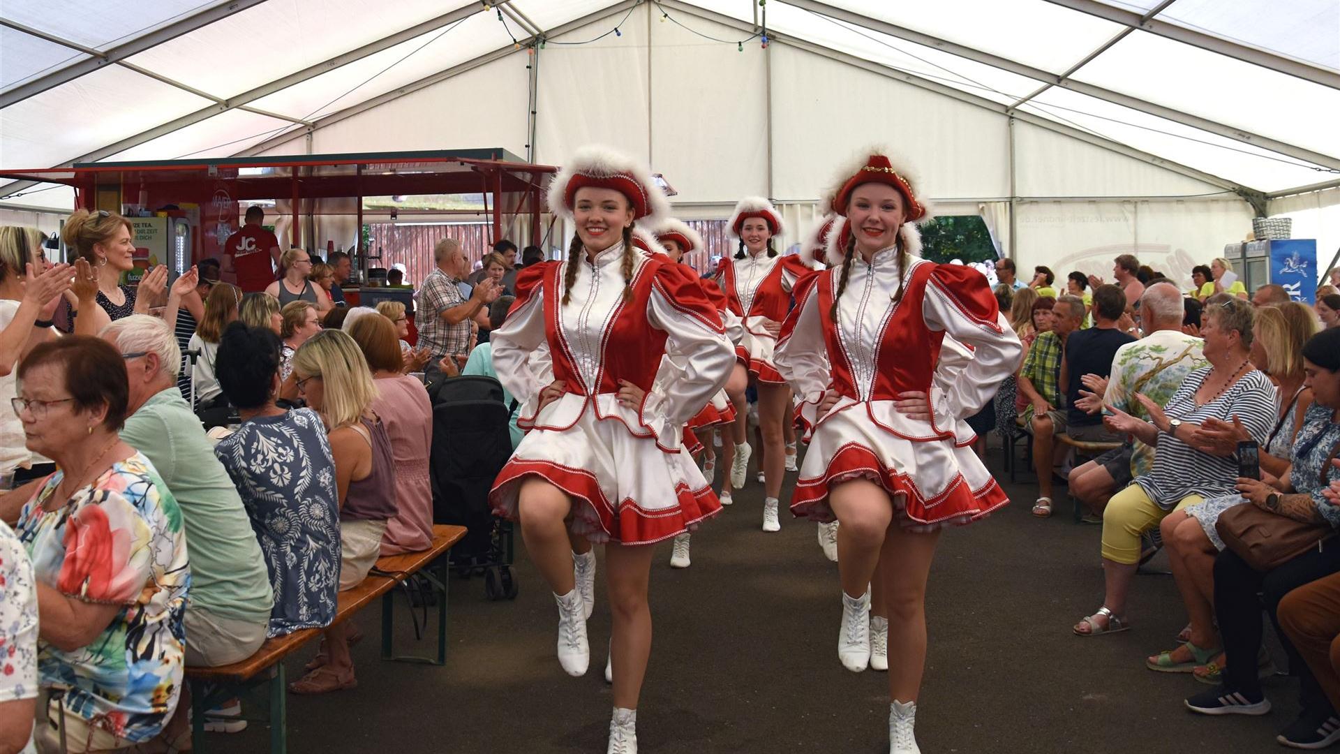 Showtanzen Dorffest 2024
