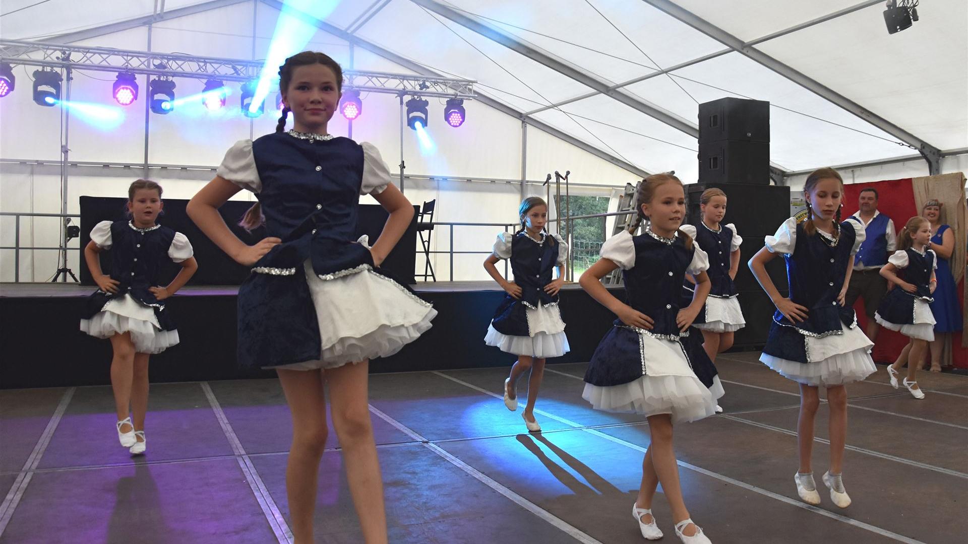 Showtanzen Dorffest 2024