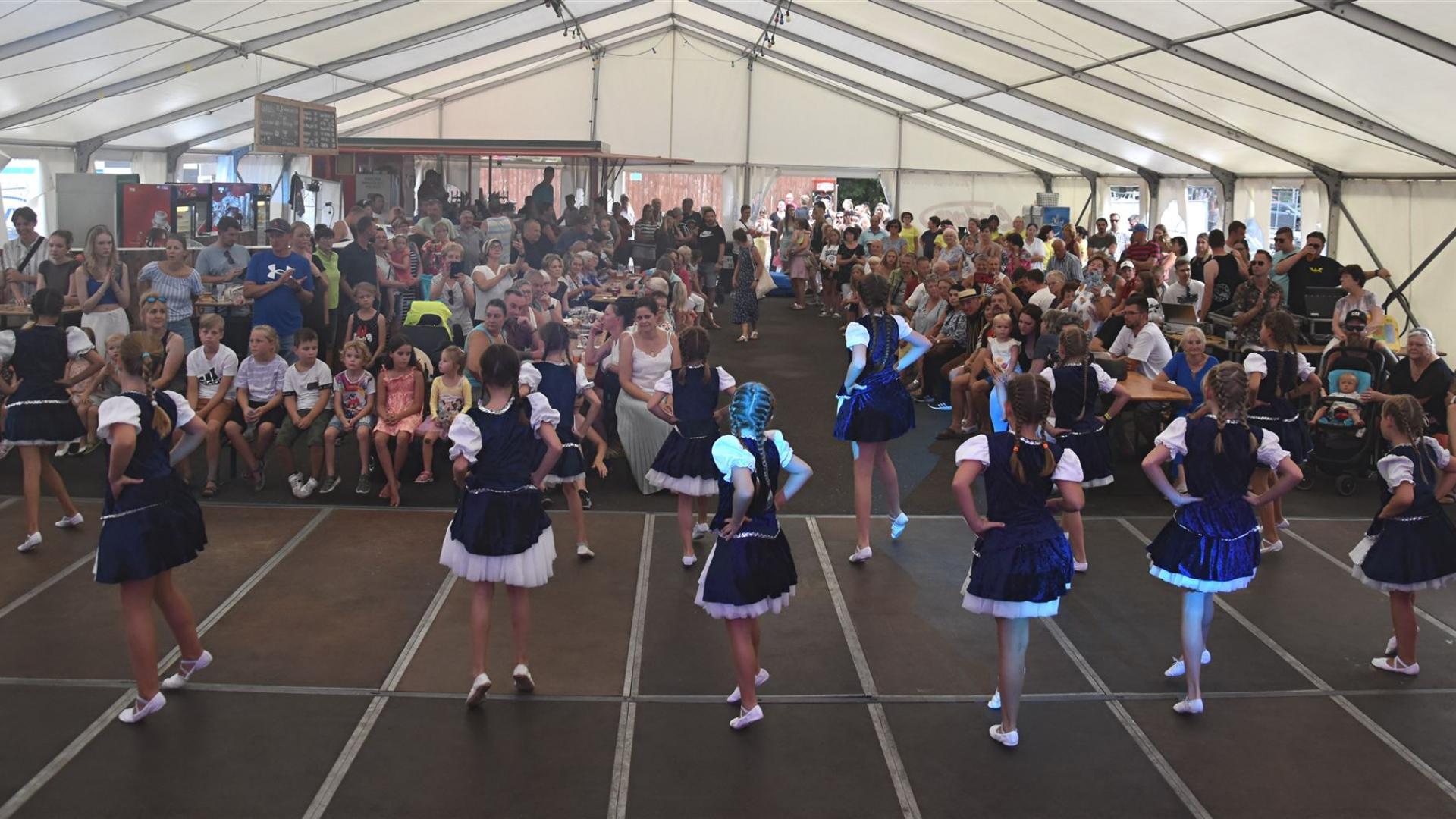 Showtanzen Dorffest 2024