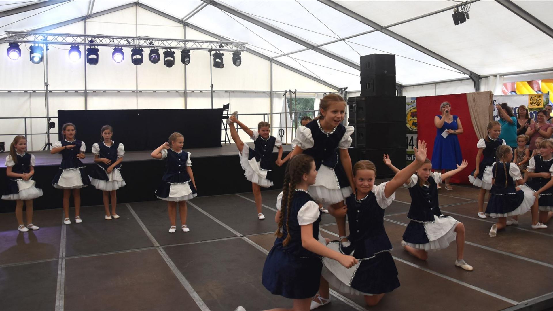 Showtanzen Dorffest 2024