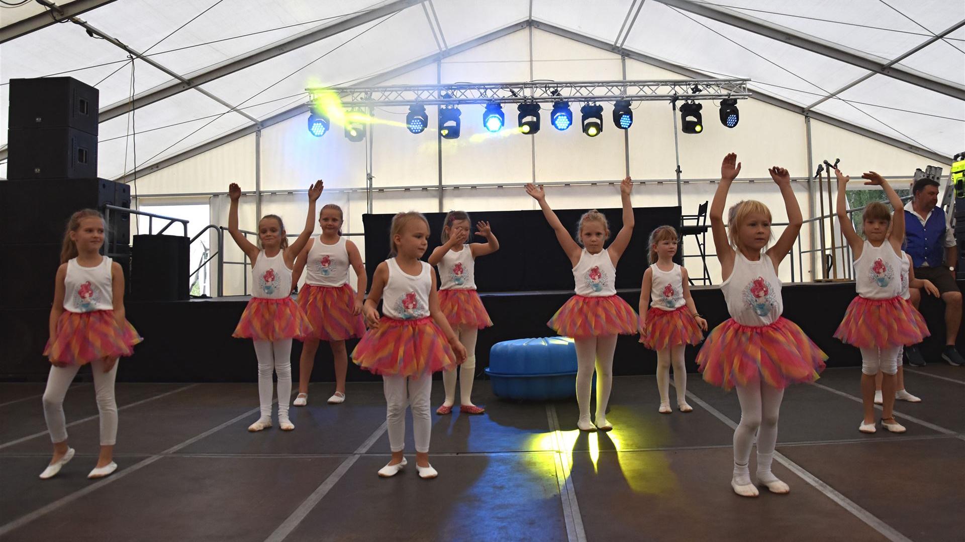 Showtanzen Dorffest 2024