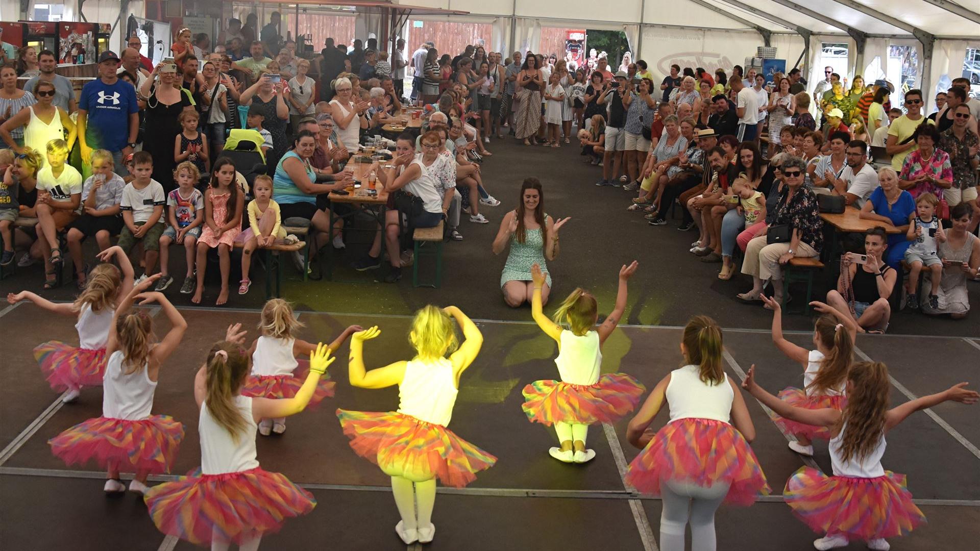 Showtanzen Dorffest 2024