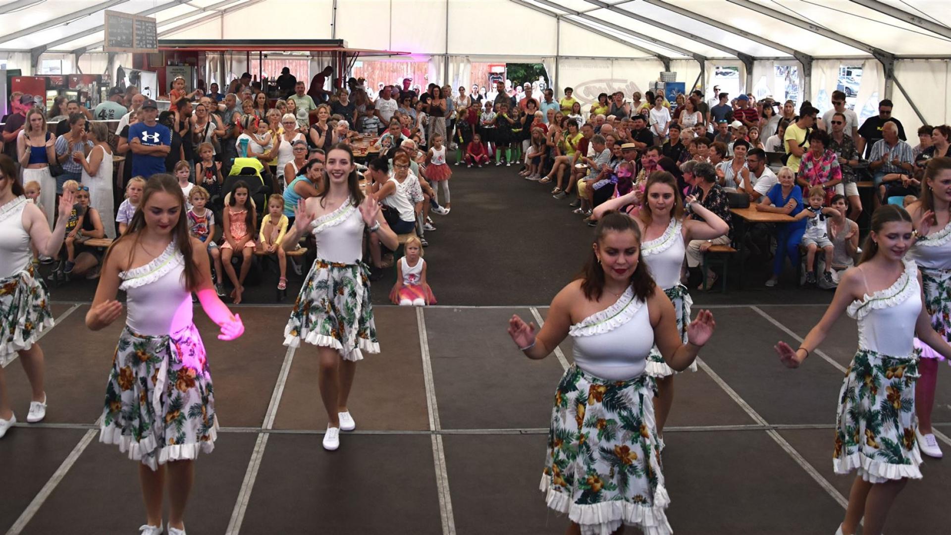 Showtanzen Dorffest 2024