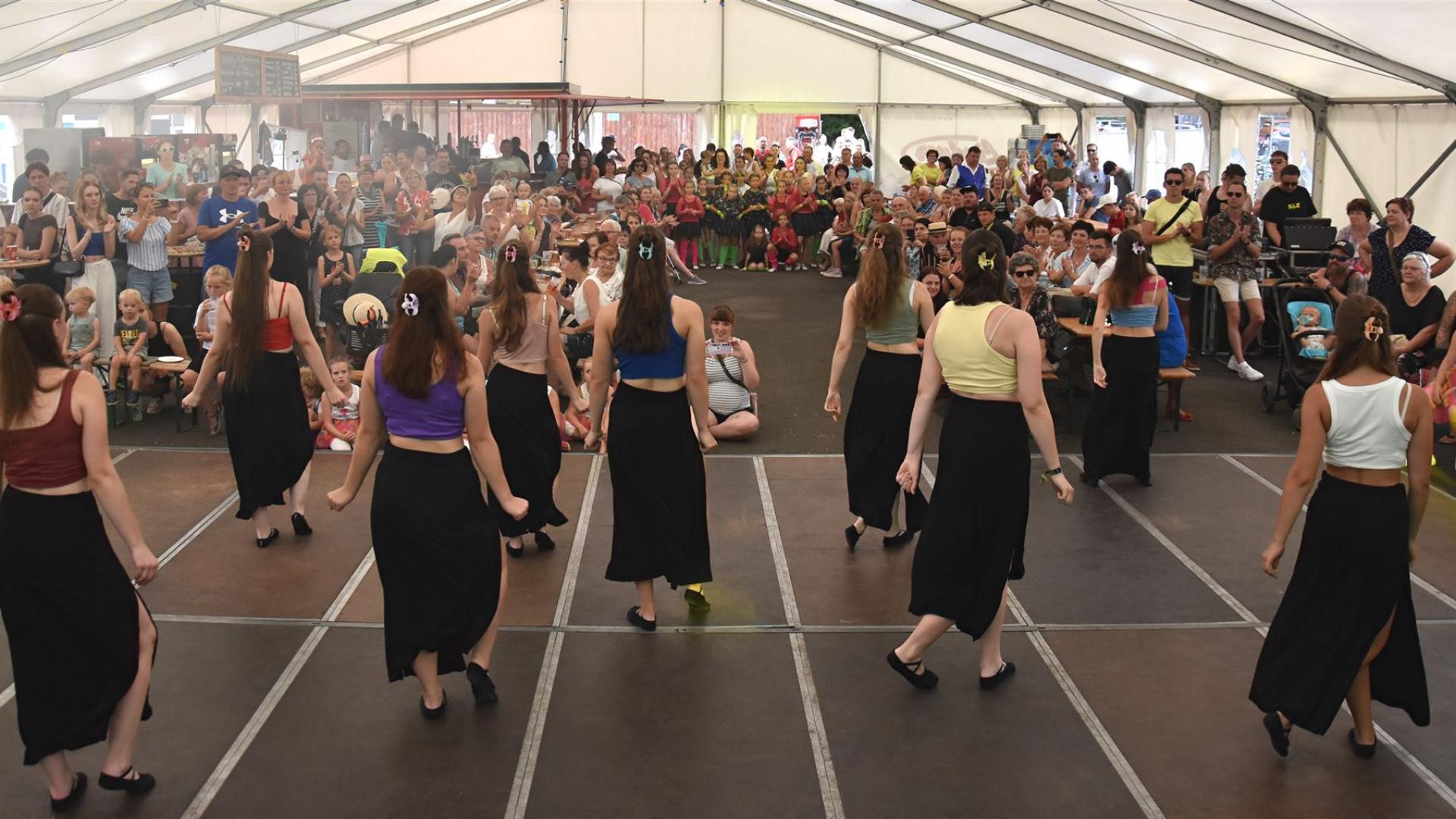 Showtanzen Dorffest 2024