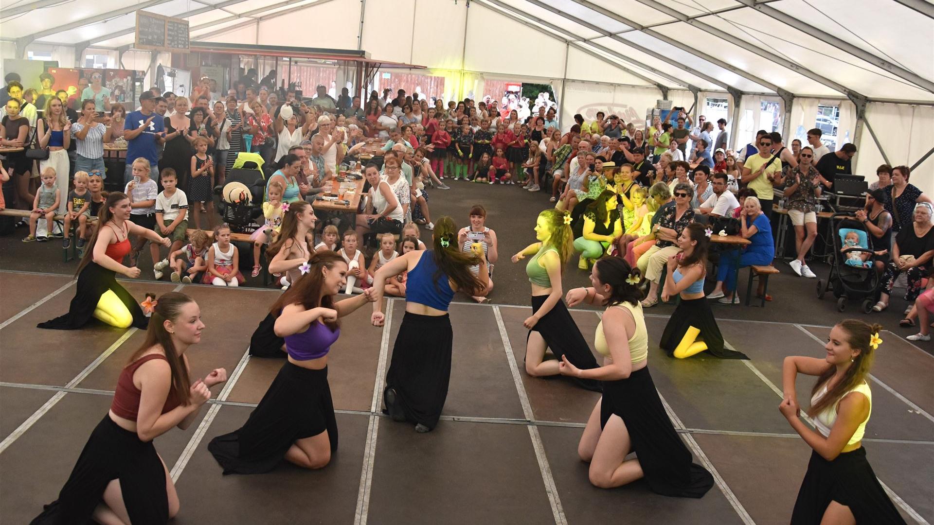Showtanzen Dorffest 2024