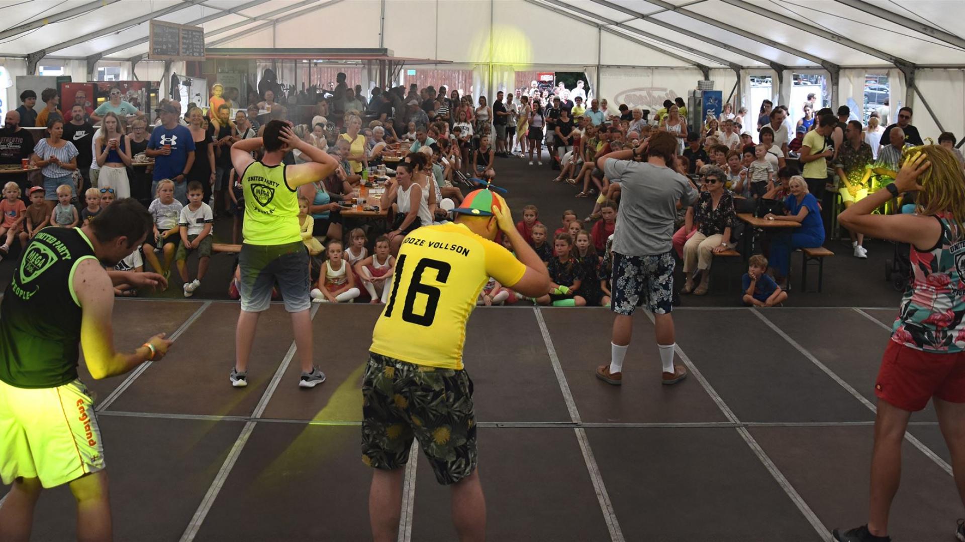 Showtanzen Dorffest 2024