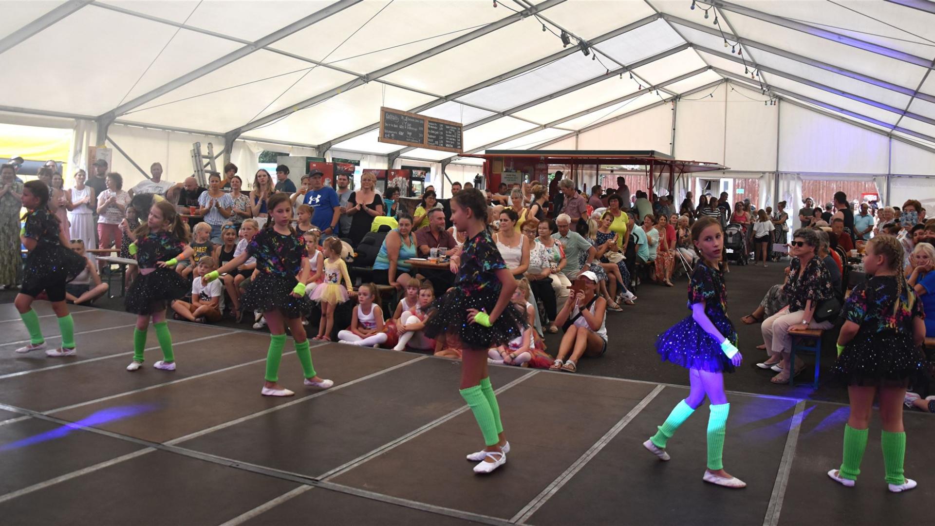 Showtanzen Dorffest 2024