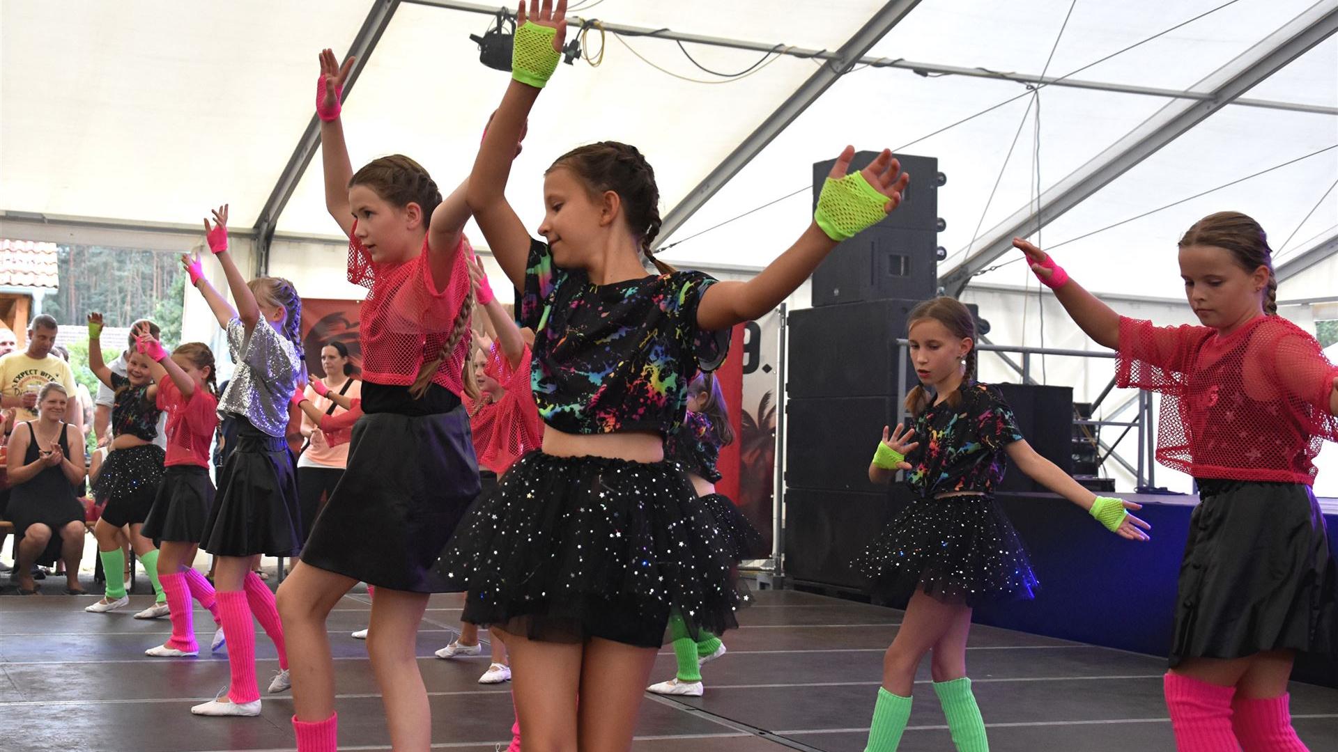 Showtanzen Dorffest 2024