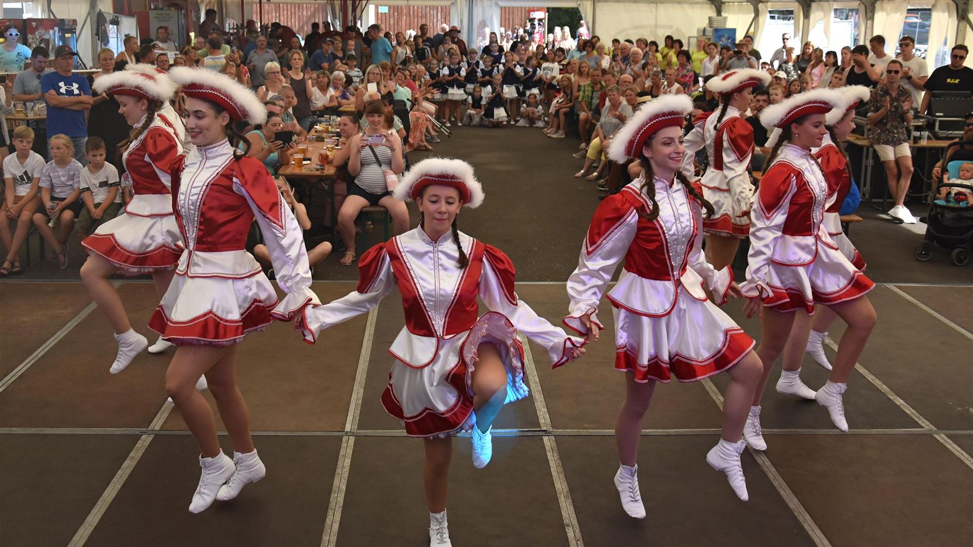 Showtanzen Dorffest 2024