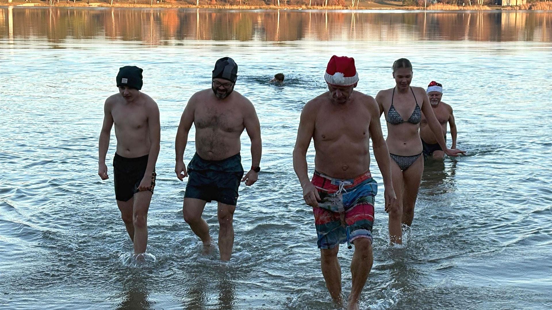 Eisbaden im Halbendorfer See 2025