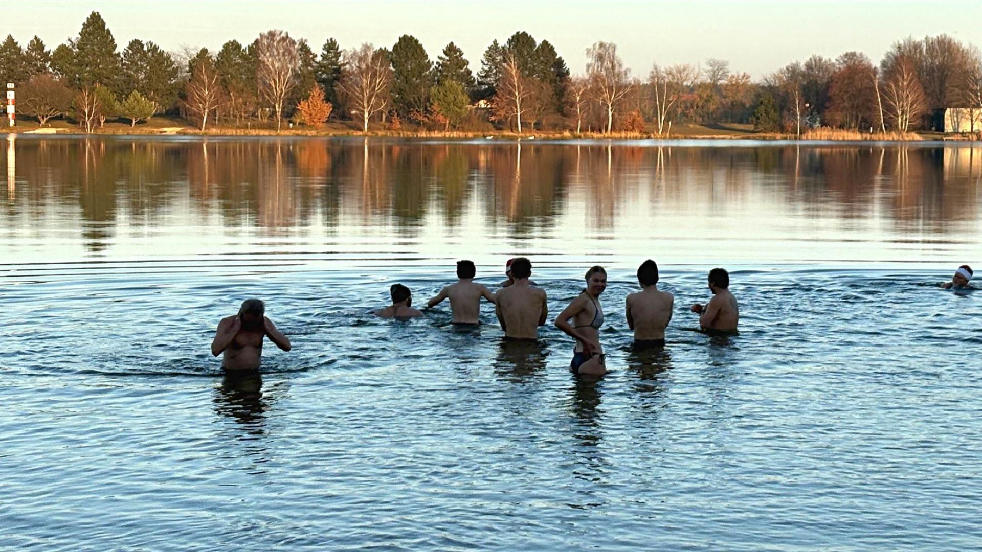 Eisbaden im Halbendorfer See 2025