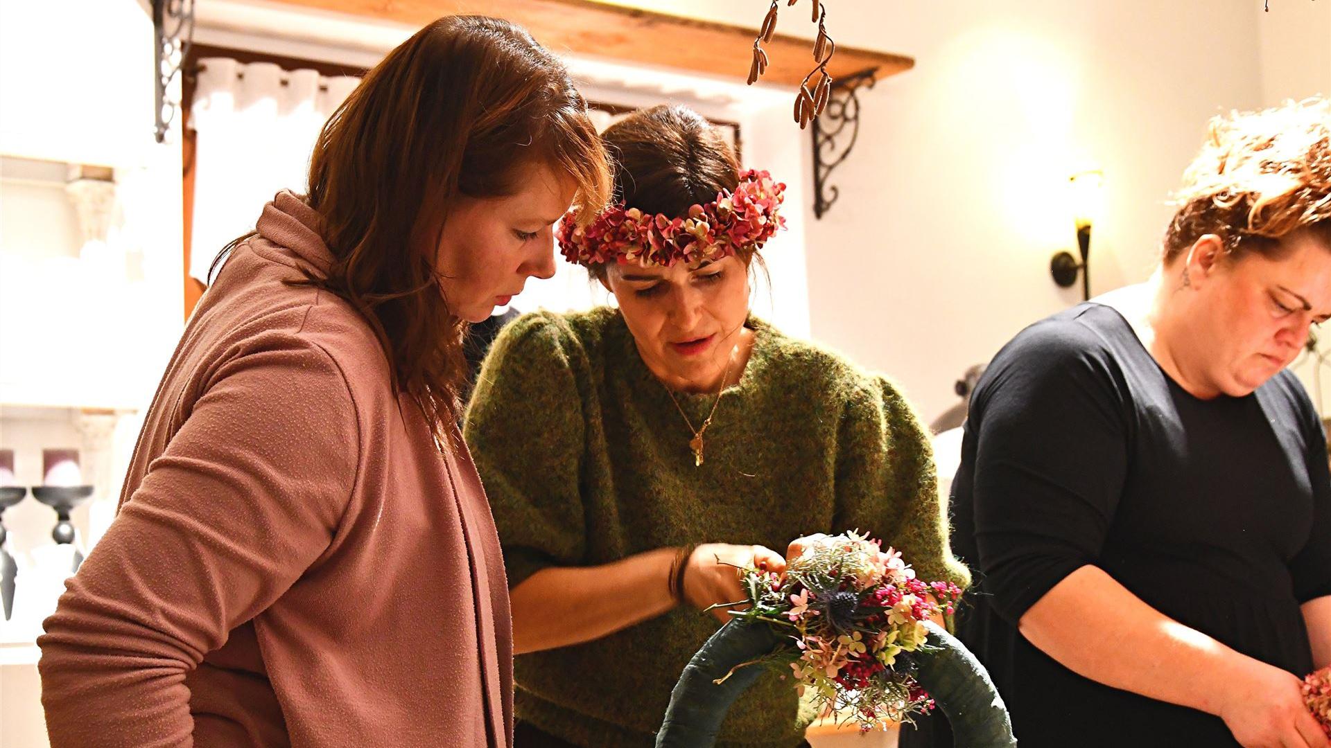 Herbstkranz binden im Blumenladen Krautz 2026