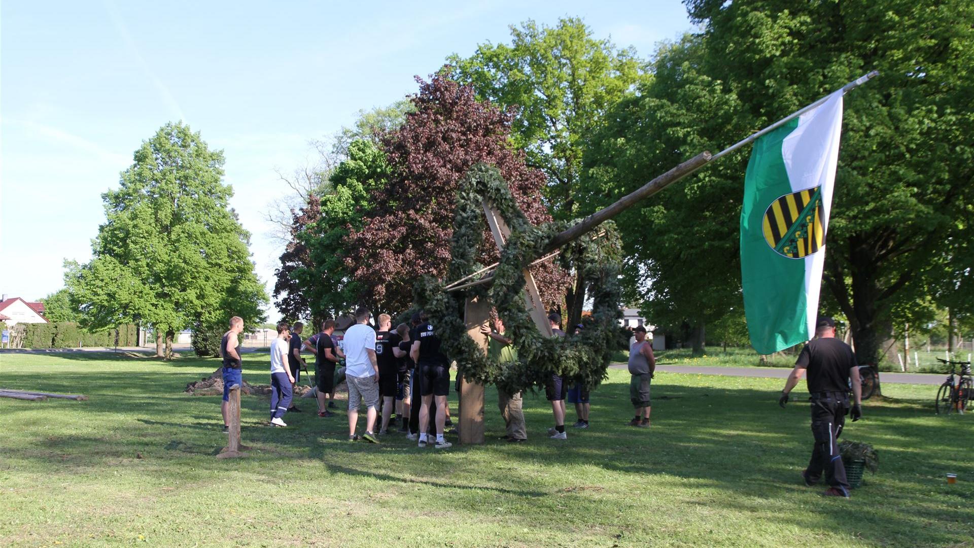 Maibaumstellen 2025 