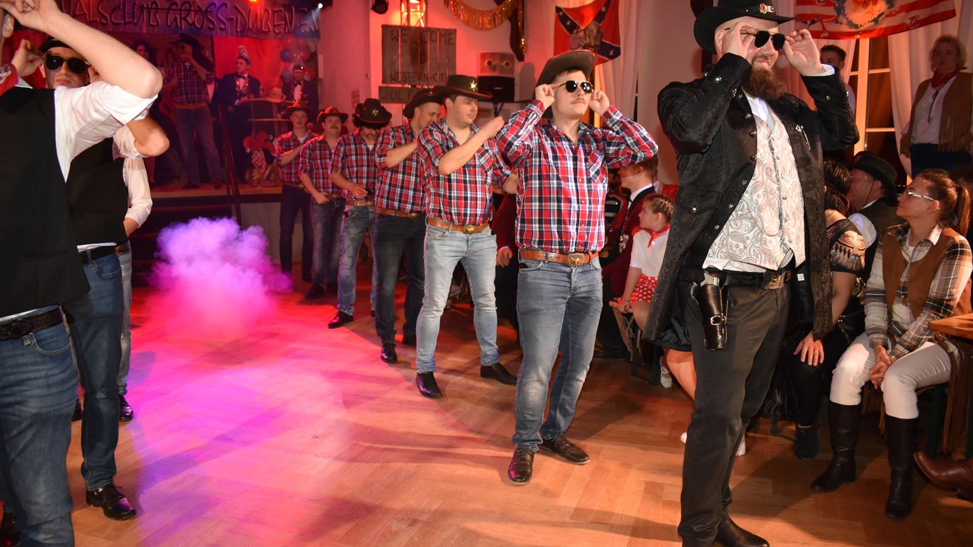 Karneval 2025 Freitag