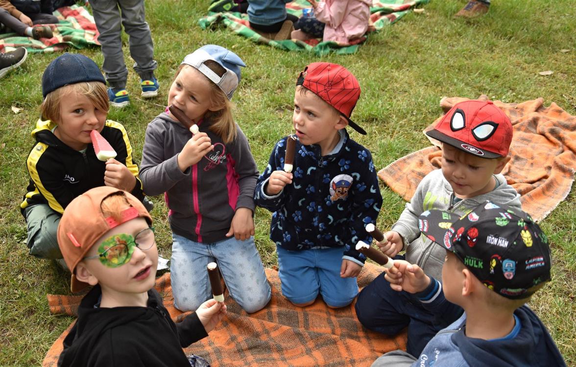 Eis für die Kinder am Halbendorfer See 2025
