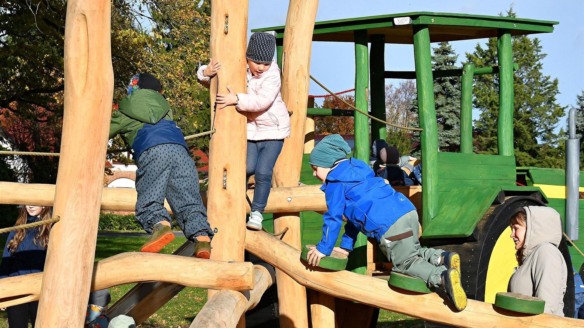 Kita auf dem Spielplatz