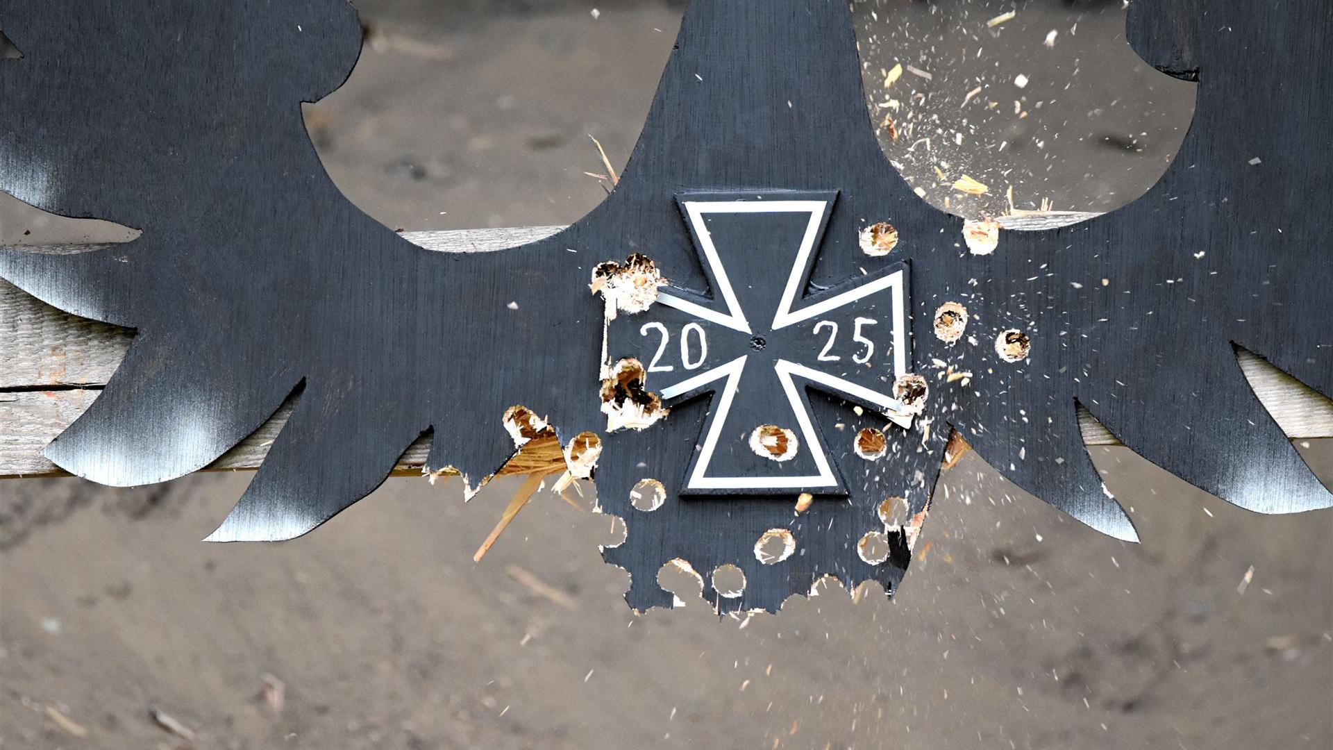 Schüsse auf den Königsadler 2025