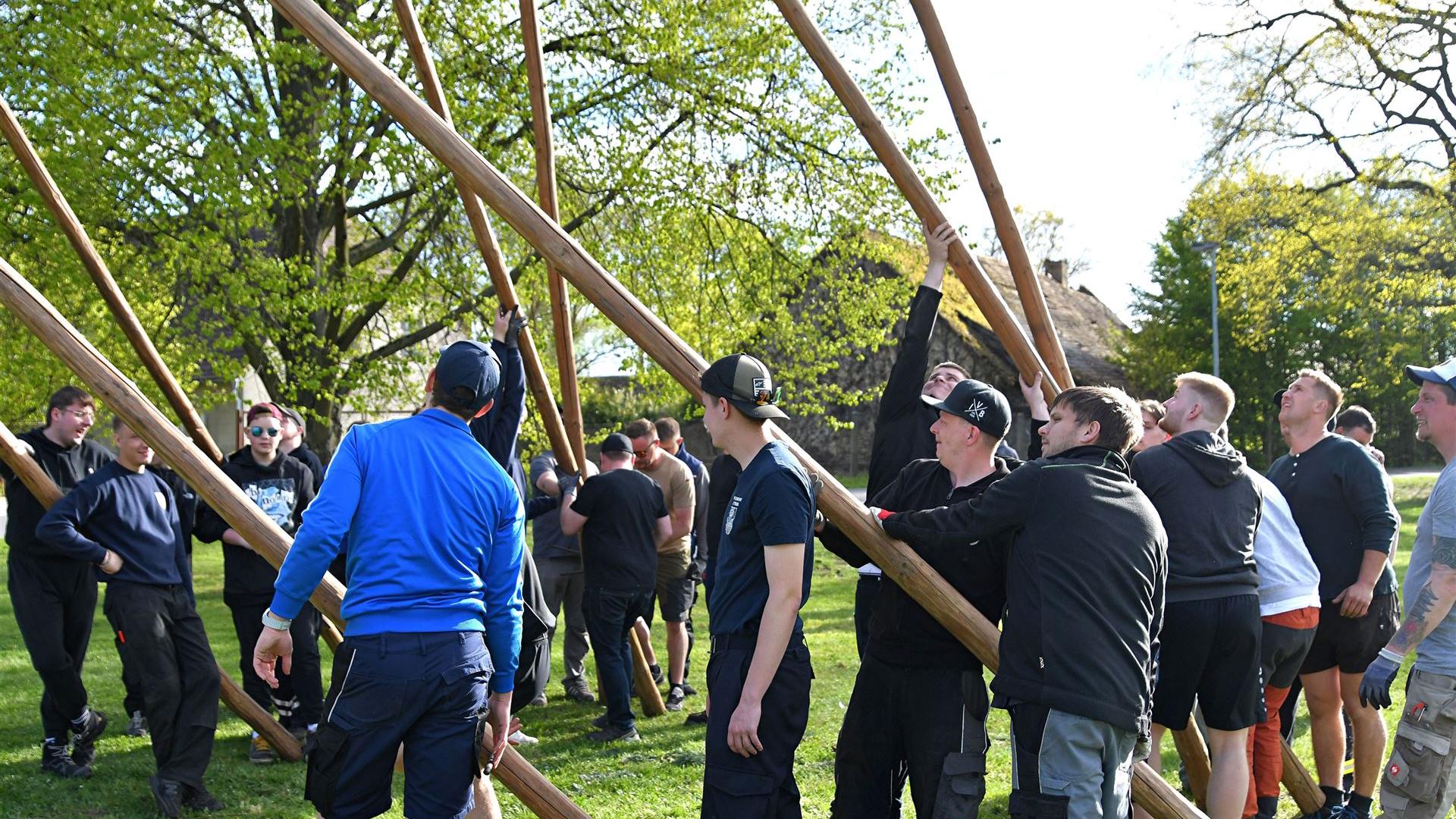 Maibaumstellen 2026