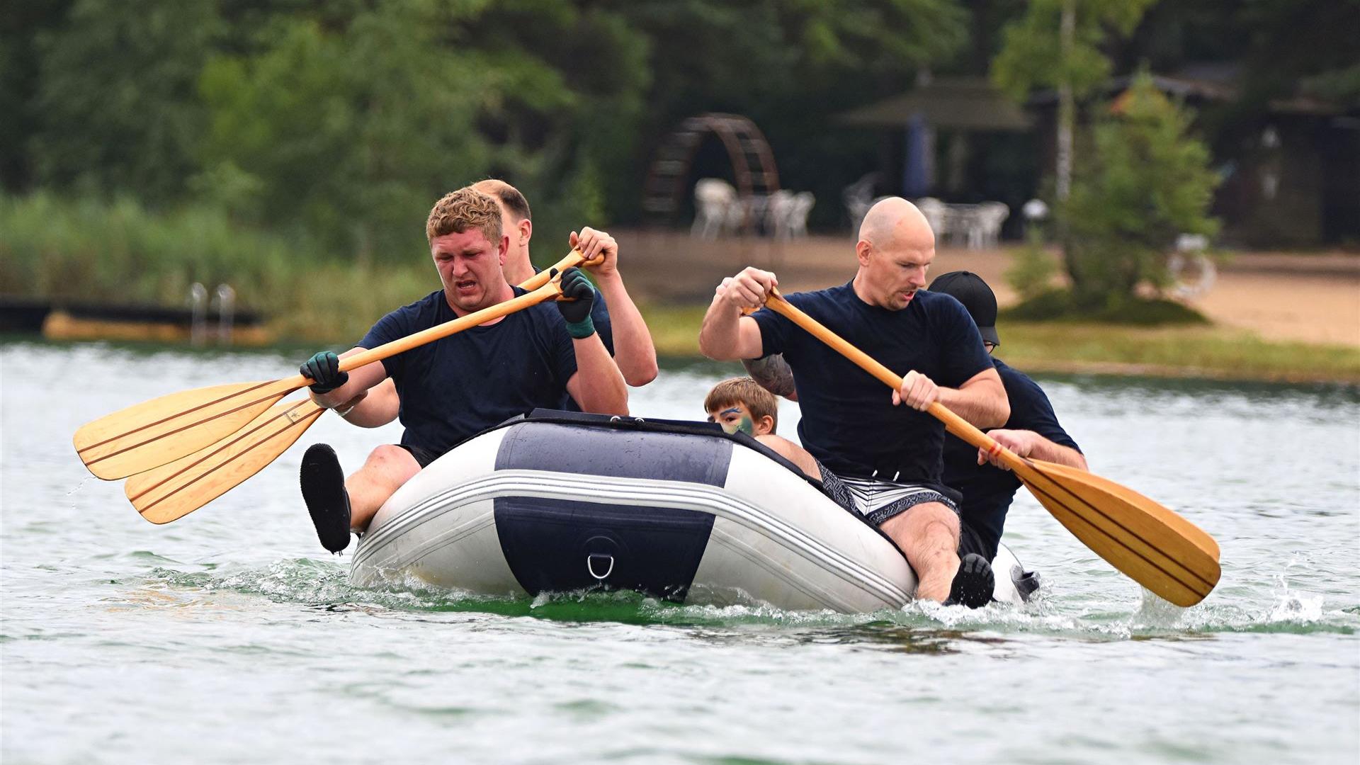 Schlauchboot 