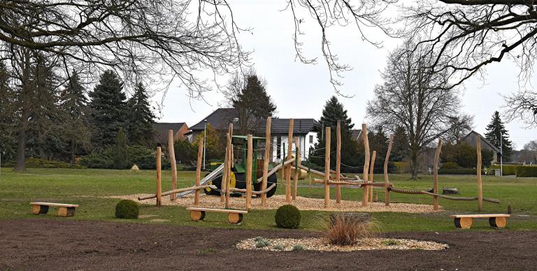 Neue Sitzgelegenheiten