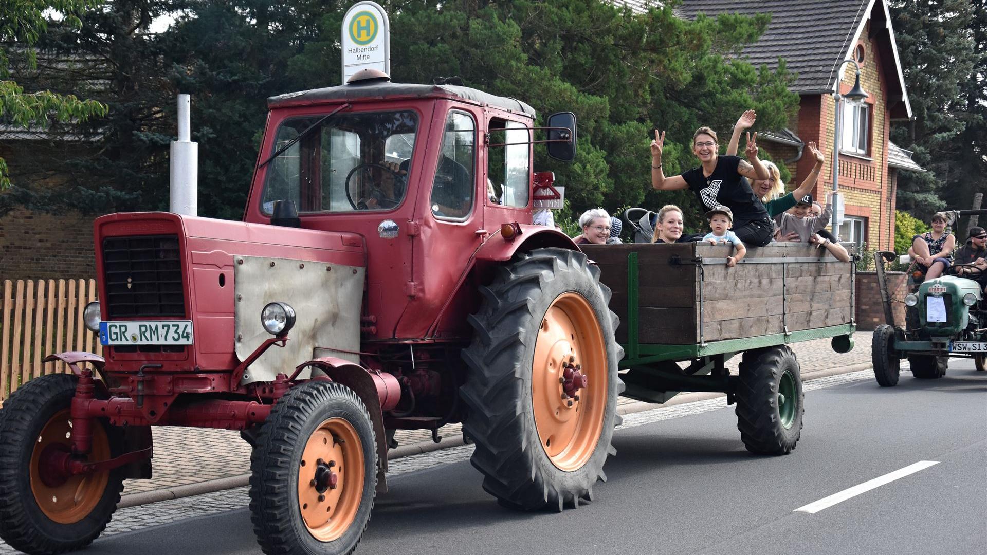 Ausfahrt Treckertreffen 2023