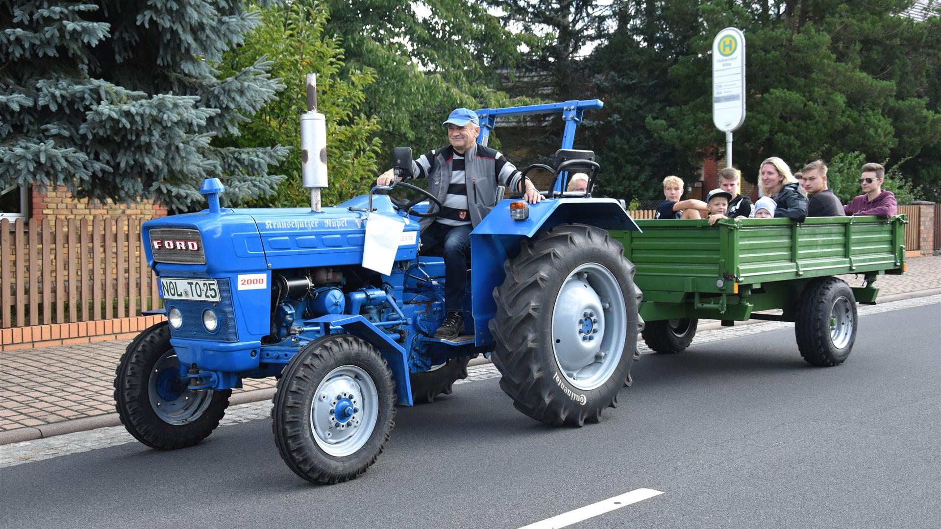 Ausfahrt Treckertreffen 2023